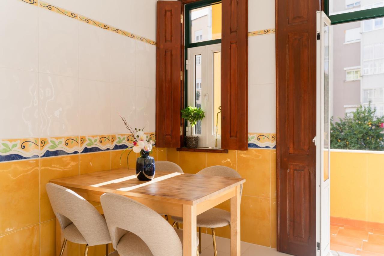 Your New In - Ac And Fast Wi-fi Guest house Lisbon